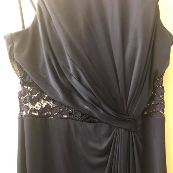 Bridesmaid dress from David’s Bridal - Picture 5 of 7